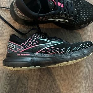 Brooks Glycerin sneaker